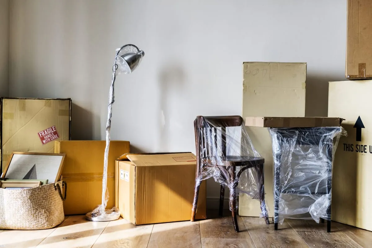 Professionell verpackte Möbel für den Umzug nach Kiel
